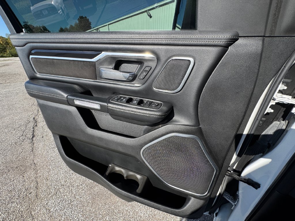 Used 2022 RAM 1500 Laramie AWD/4WD image 26