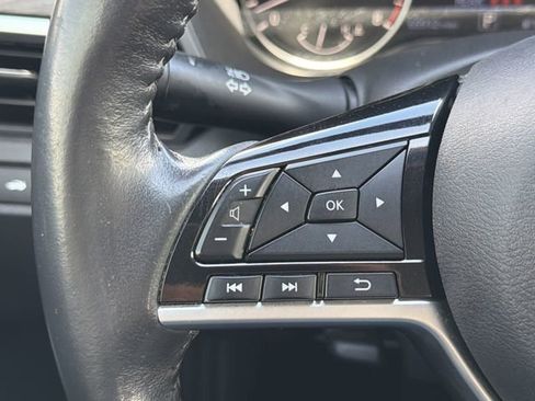Certified 2023 Nissan Altima 2.5 SL FWD image 12