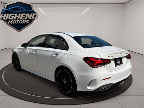 Used 2019 Mercedes-Benz A 220 4MATIC w/ AMG Line image 4
