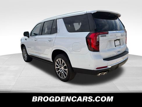 New 2026 GMC Yukon Denali w/ Denali Reserve Package AWD/4WD image 6