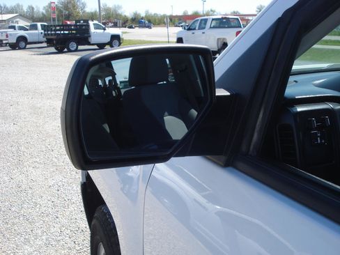 Used 2016 Chevrolet Silverado 1500 W/T w/ Trailering Package image 17