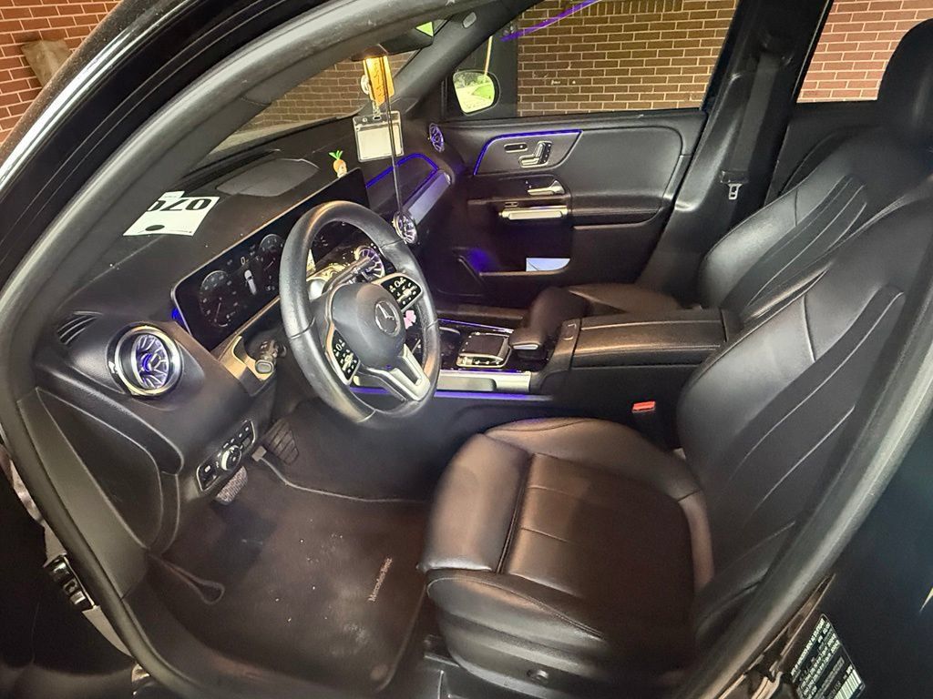Used 2020 Mercedes-Benz GLB 250 image 9