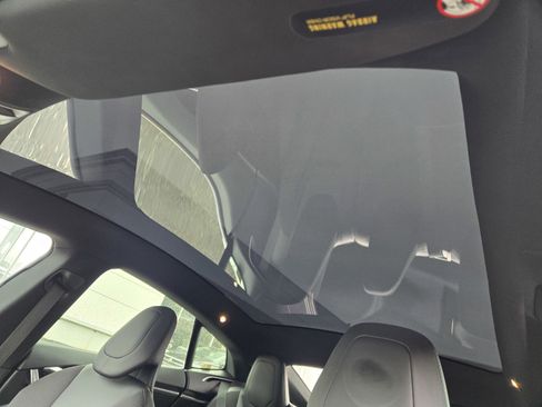 Used 2017 Tesla Model S 75 RWD image 11