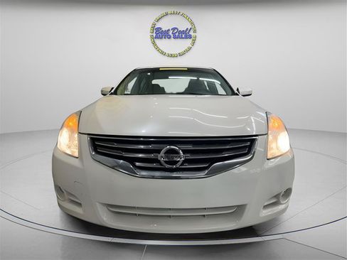 Used 2011 Nissan Altima 2.5 SL w/ 2.5SL Pkg FWD image 8