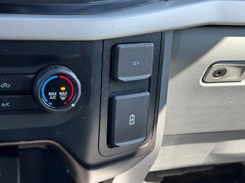 Used 2021 Ford F150 XLT AWD/4WD image 24