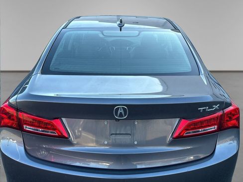 Used 2019 Acura TLX image 12