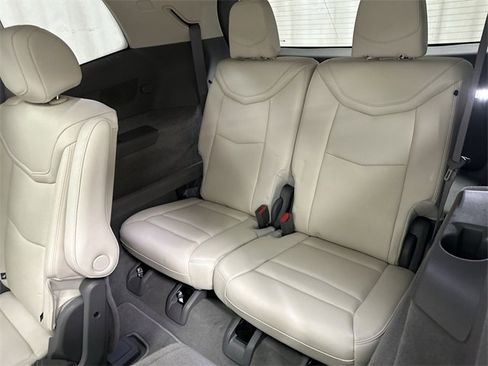 Certified 2023 Cadillac XT6 Premium Luxury image 16