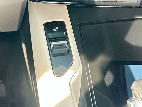 Used 2024 Kia Telluride S w/ S Sunroof Package FWD image 20