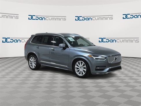 Used 2017 Volvo XC90 T6 Inscription w/ Vision Package image 2