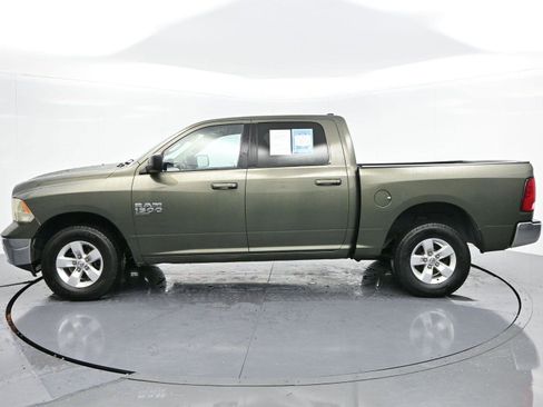 Used 2021 RAM 1500 Classic SLT image 4