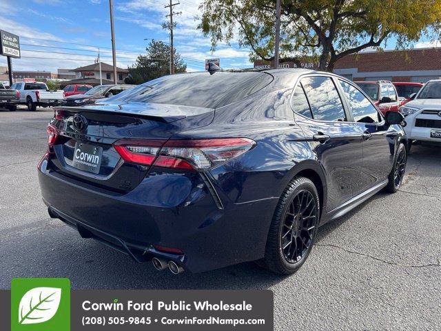 Used 2021 Toyota Camry SE w/ Cold Weather Package AWD/4WD image 5