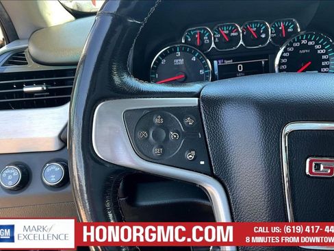 Used 2018 GMC Yukon SLT AWD/4WD image 9