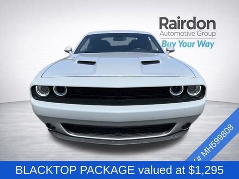 Used 2021 Dodge Challenger SXT w/ Blacktop Package RWD image 2