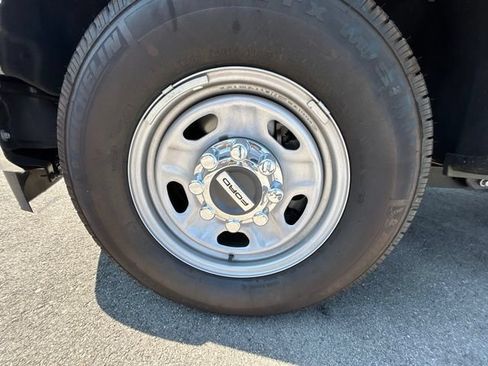 Used 2025 Ford F350 XL w/ XL Chrome Package RWD image 19