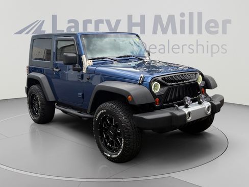 Used 2009 Jeep Wrangler X AWD/4WD image 7