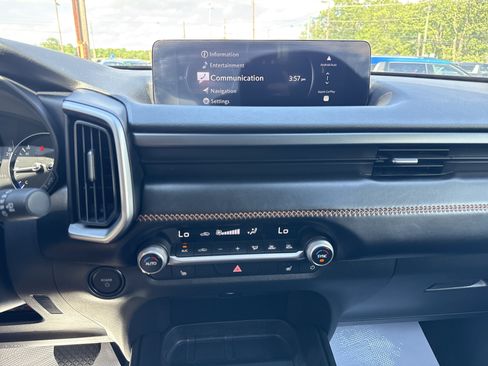 Certified 2025 MAZDA CX-50 AWD 2.5 Hybrid w/ Premium Pkg image 24