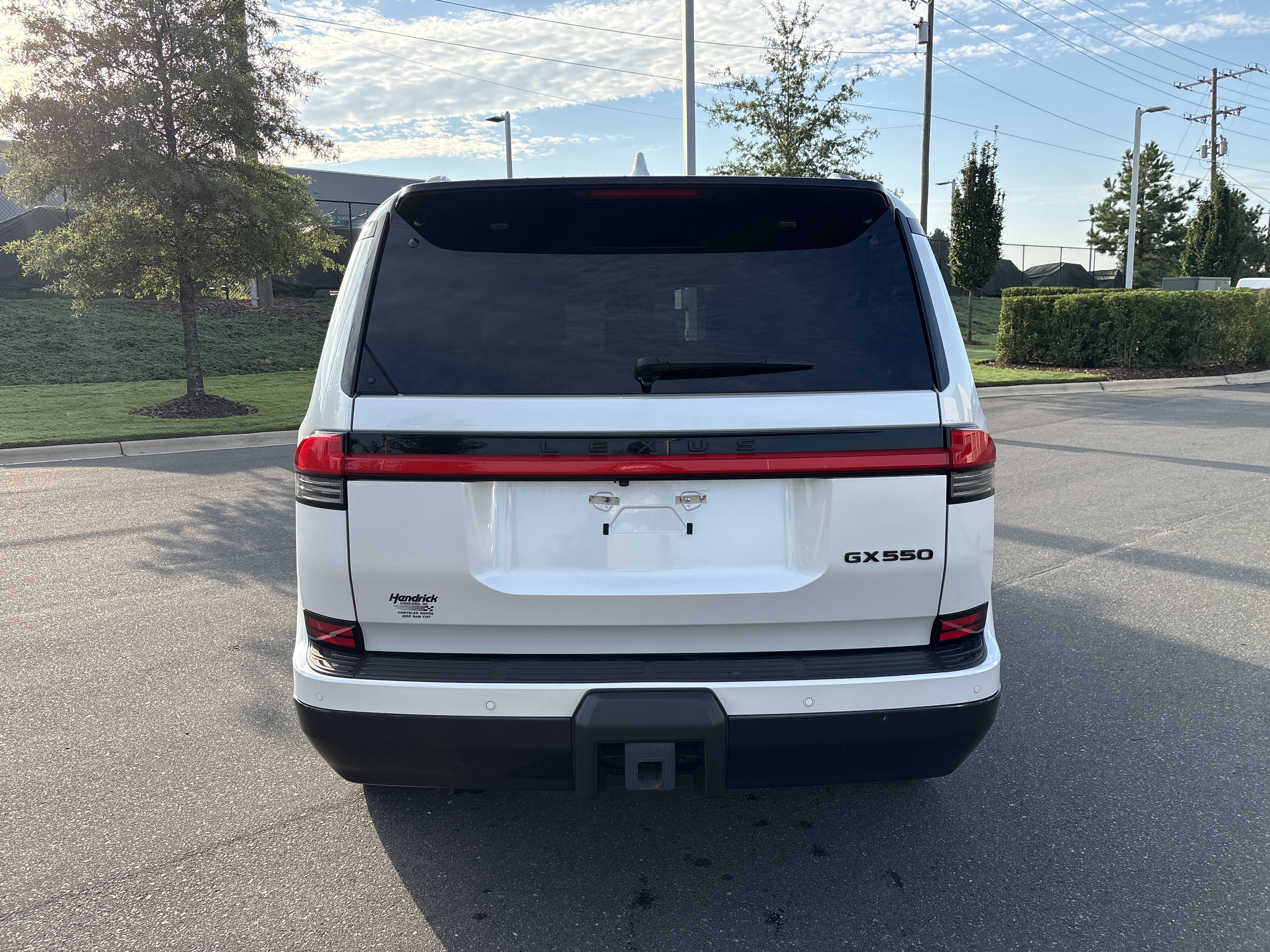 Used 2024 Lexus GX 550 w/ Accessory Package (Z1) AWD/4WD image 8