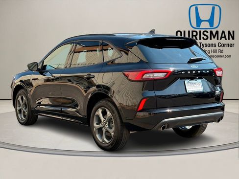 Used 2023 Ford Escape ST-Line Select AWD/4WD image 4