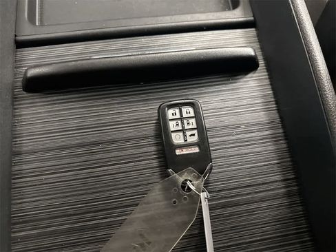 Used 2019 Honda Odyssey EX-L image 36