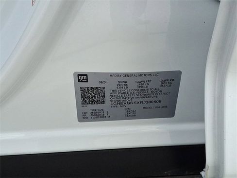 Used 2024 Chevrolet Traverse LT image 28