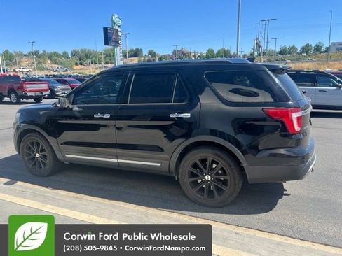 Used 2017 Ford Explorer Limited AWD/4WD image 5