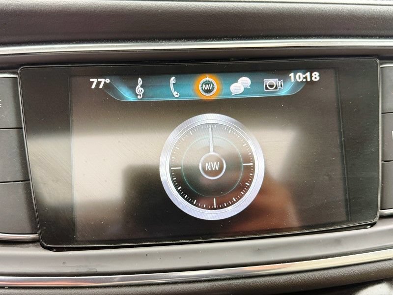 Used 2019 Buick Enclave Essence FWD image 25