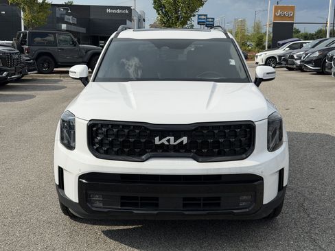 Used 2024 Kia Telluride SX Prestige X-Pro AWD/4WD image 3
