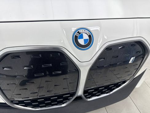 Used 2023 BMW i4 eDrive40 RWD image 26
