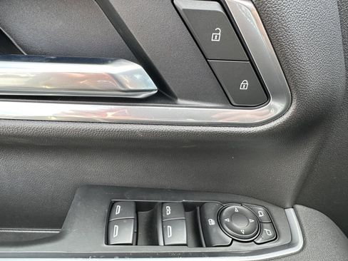 New 2026 GMC Sierra 2500 SLE w/ SLE Value Package; image 15