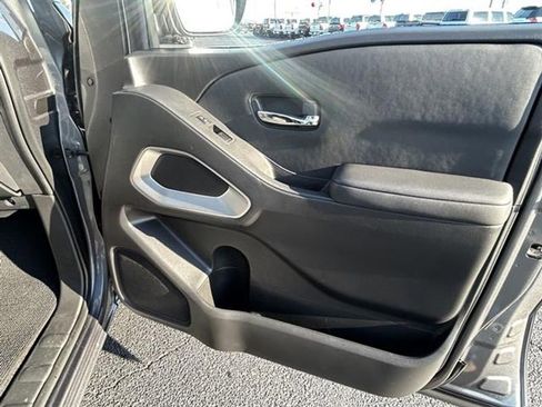 Used 2023 Nissan Frontier SV w/ SV Convenience Package image 22