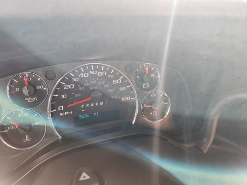 Used 2015 GMC Savana 2500 image 12