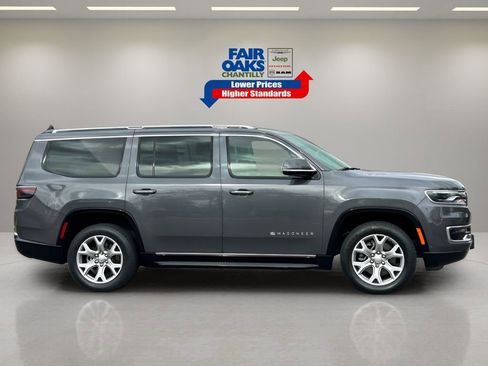 Used 2022 Jeep Wagoneer Series II image 5