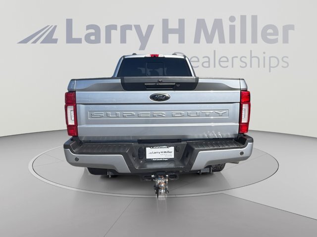 Certified 2022 Ford F350 Lariat w/ Tremor Off-Road Package AWD/4WD image 4