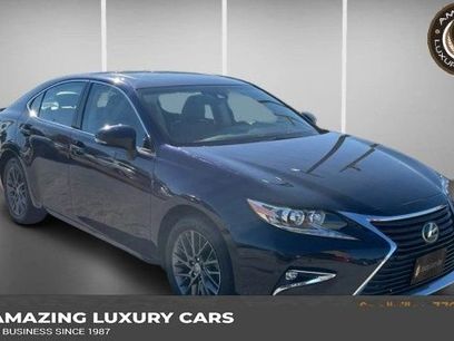 Used 2018 Lexus ES 350 w/ Premier Package