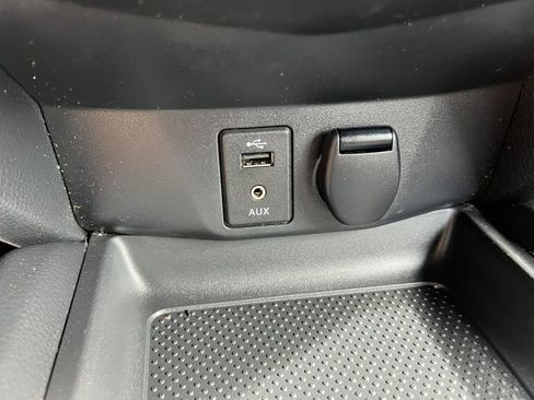Used 2016 Nissan Rogue S w/ Appearance Package image 5
