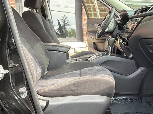 Used 2015 Nissan Rogue S AWD/4WD image 21