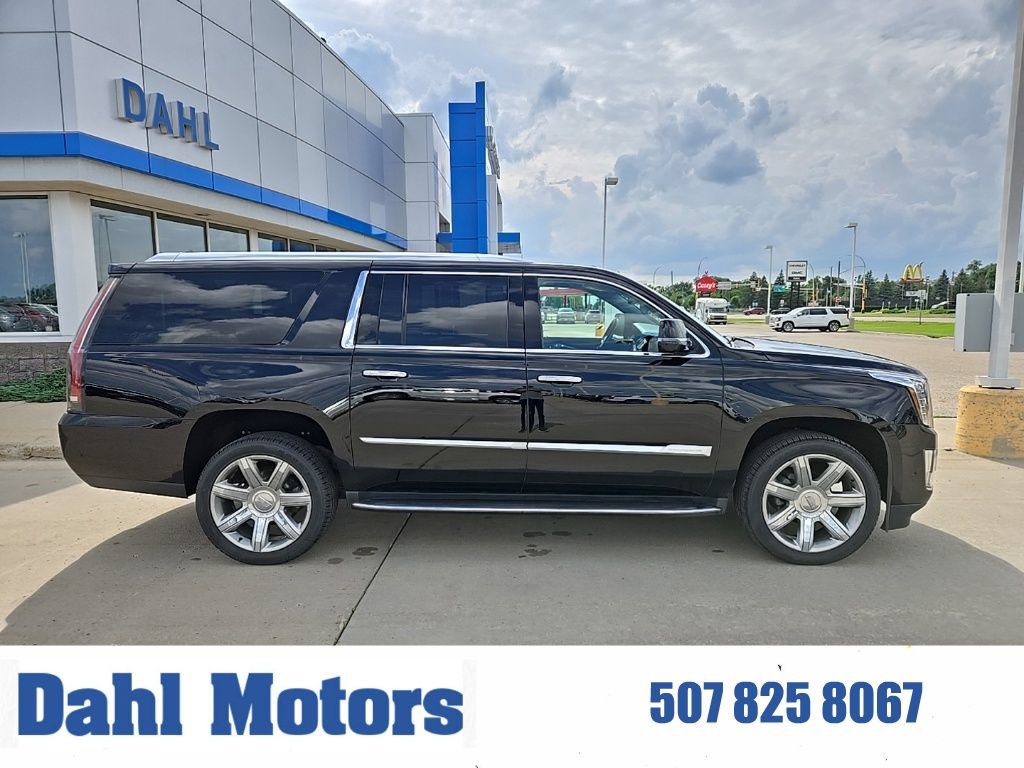 Used 2019 Cadillac Escalade ESV Luxury AWD/4WD image 1