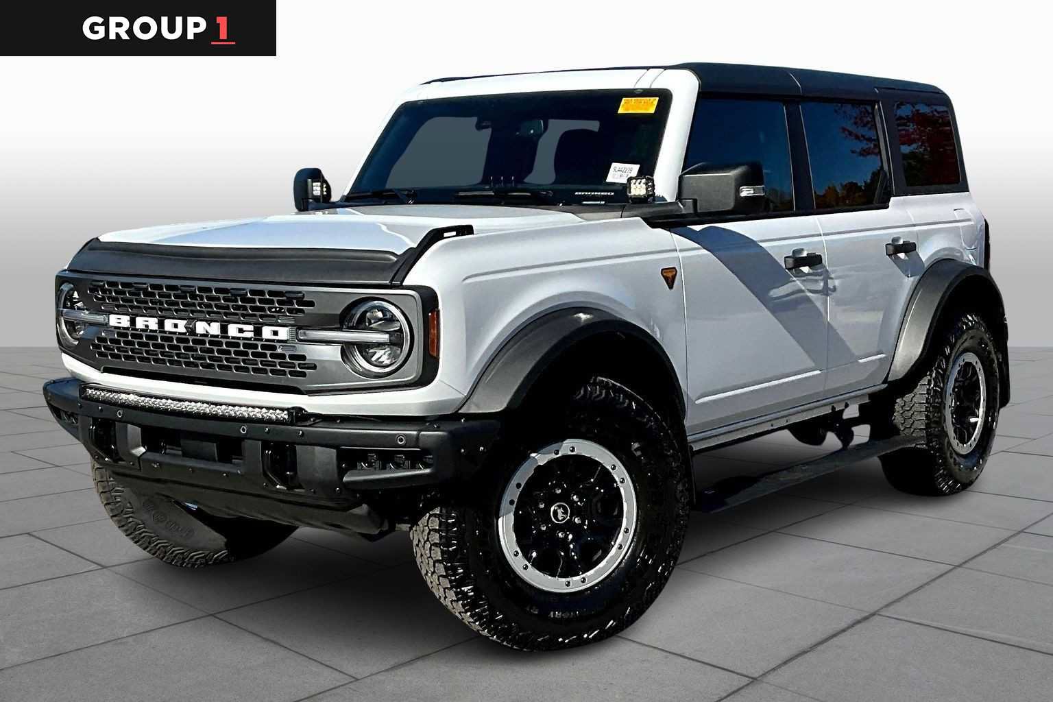 Used 2025 Ford Bronco Badlands AWD/4WD image 1