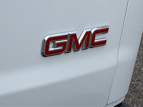 Used 2024 GMC Savana 2500 w/ Driver Convenience Package RWD image 20