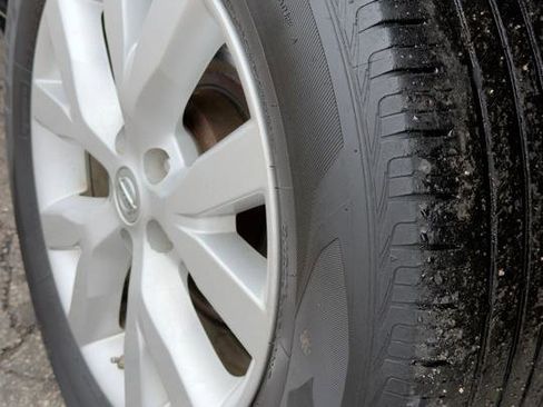 Used 2011 Nissan Murano SL w/ Navigation Pkg image 8