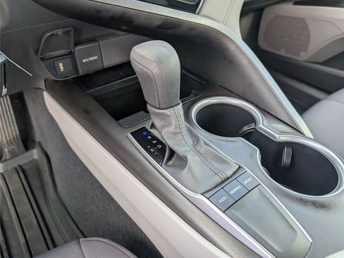 Used 2024 Toyota Camry LE FWD image 19