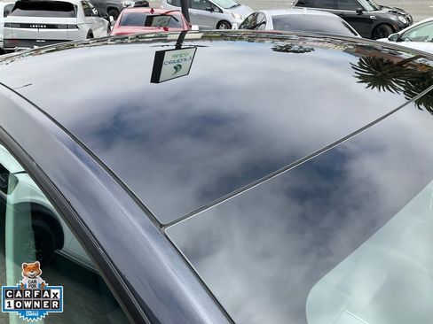 Used 2024 Tesla Model Y Long Range RWD image 78