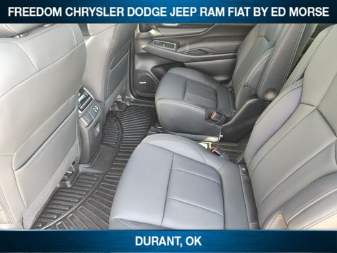 Used 2025 Subaru Ascent Limited AWD/4WD image 19