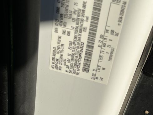 Used 2023 Ford Transit 250 Medium Roof w/ Load Area Protection Package image 26