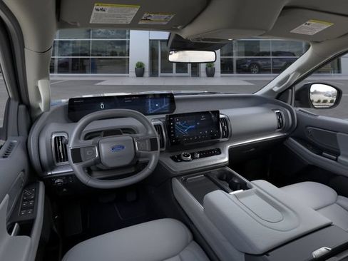New 2026 Ford Expedition Max Active AWD/4WD image 9