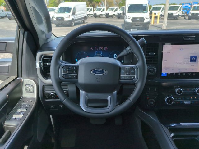 New 2026 Ford F250 Lariat w/ Black Appearance Package AWD/4WD image 16