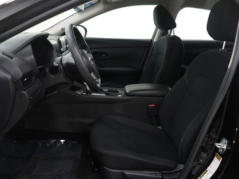 Used 2024 Nissan Sentra S image 14