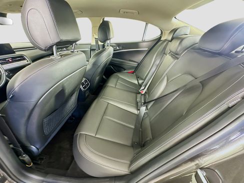 Used 2025 Genesis G70 2.5T AWD/4WD image 29