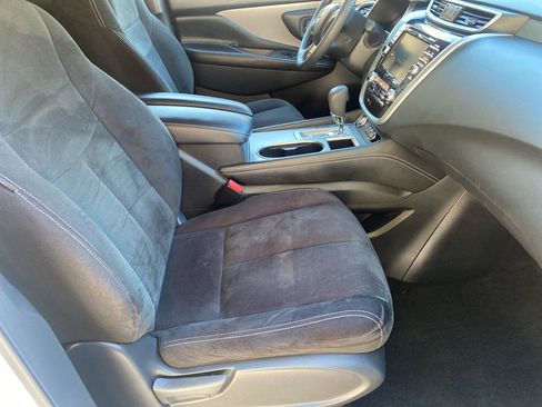 Used 2019 Nissan Murano S image 7