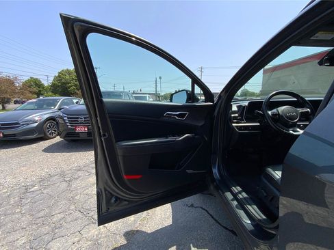 Used 2023 Kia Sportage X-Line AWD/4WD image 19